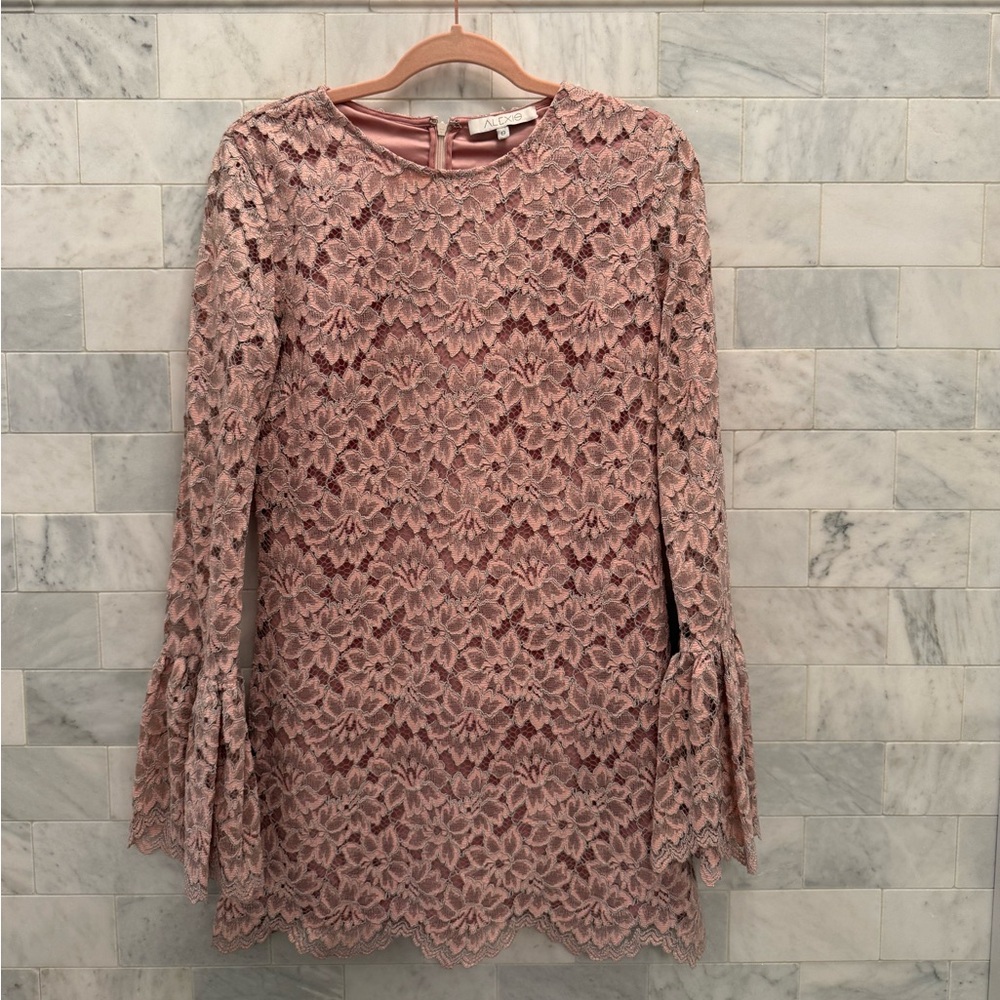 ALEXIS: Lace Dress